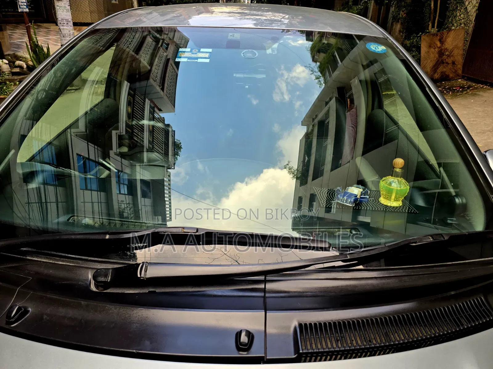 Toyota Vitz 2010 Gray