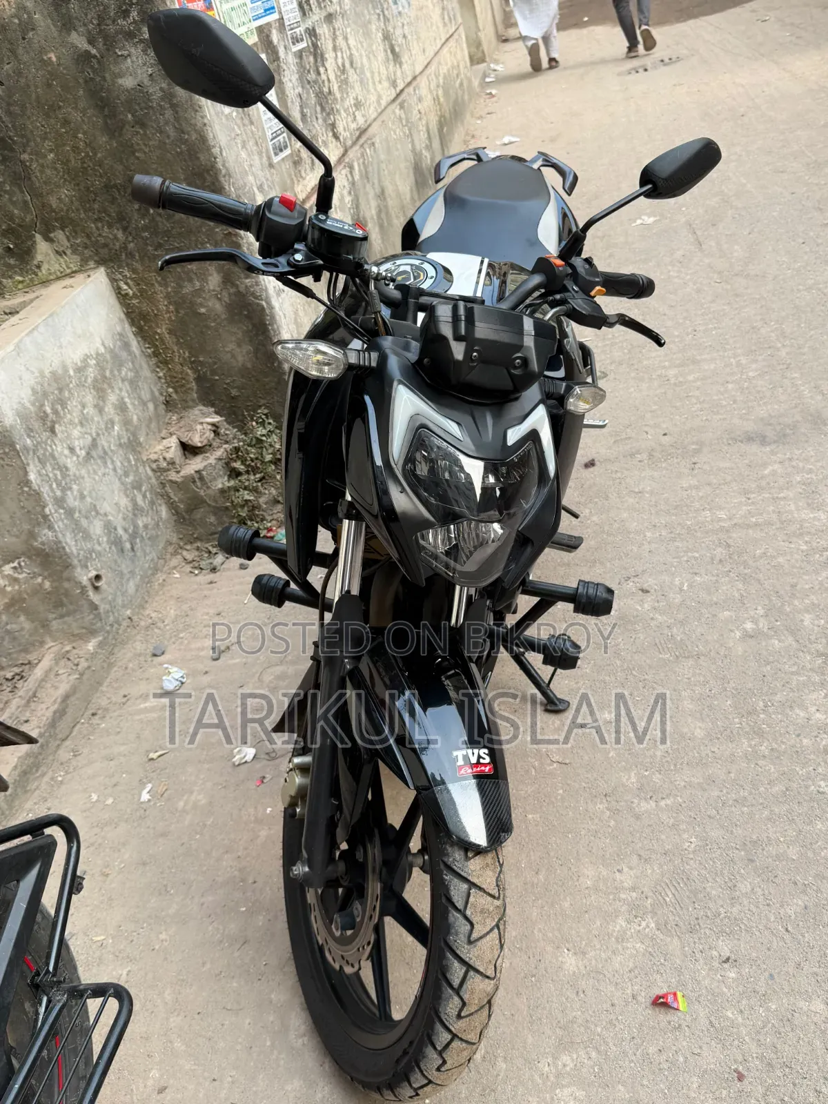 TVS Apache RTR 160 4V 2022 Black