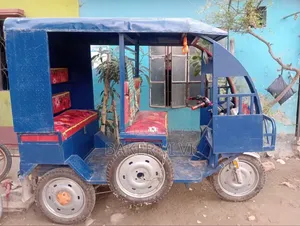 হিরো হাঙ্ক ১৫০ ২০১৮ নীল