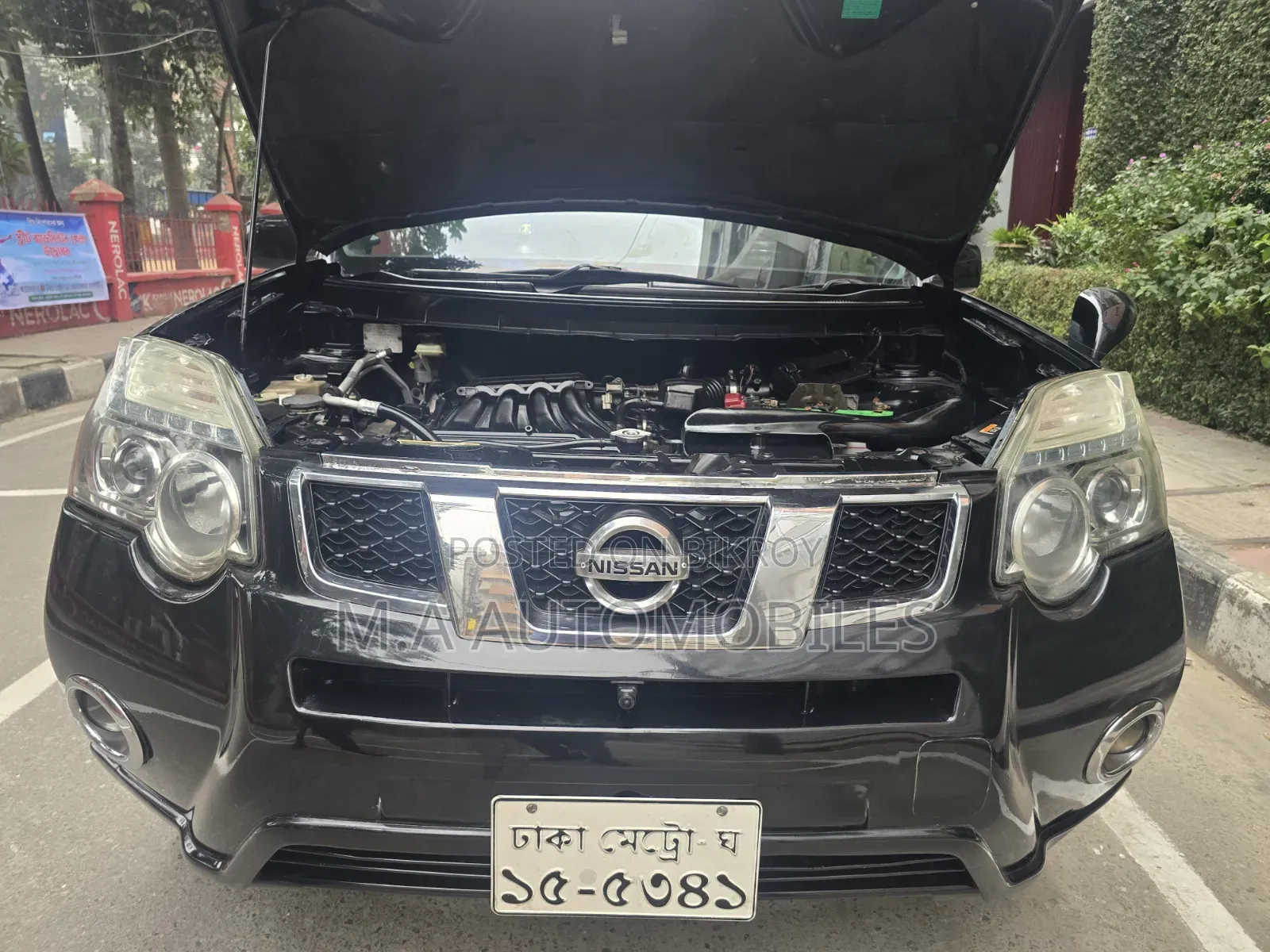 Nissan X-Trail 2.5 Petrol Four Wheel Drive SE 2012 Black