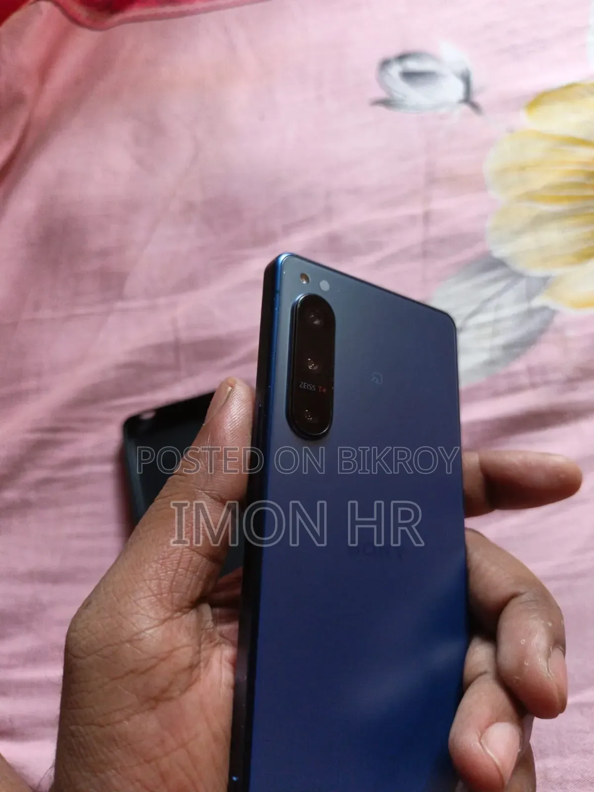 সনি এক্সপেরিয়া ৫ আইভি ১২৮ জিবি ব্লু