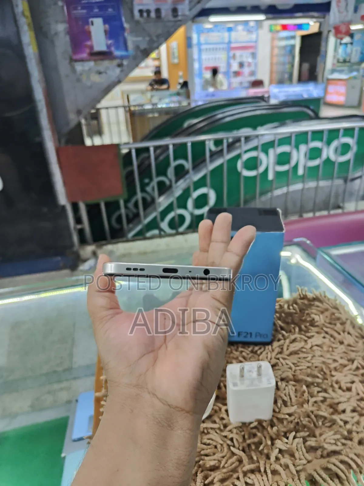 New Oppo F21 Pro 128 GB Orange