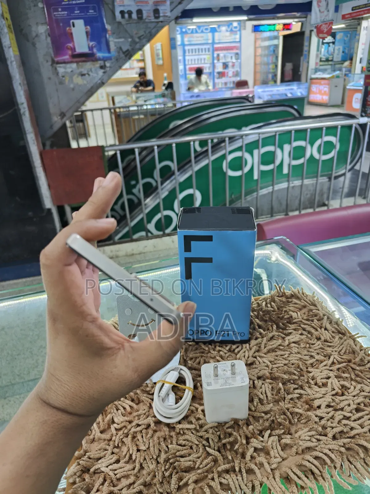 New Oppo F21 Pro 128 GB Orange