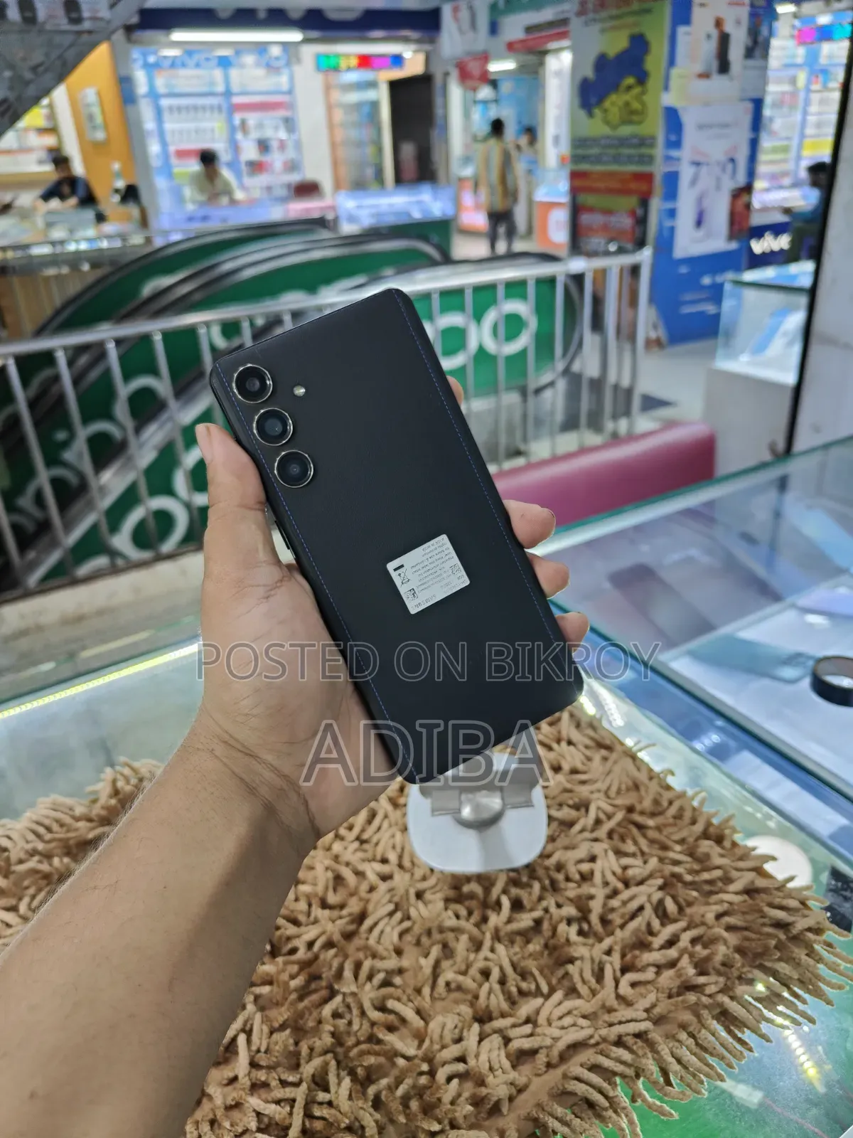 স্যামসাং গ্যালাক্সি এফ৫৫ ১২৮ জিবি কালো