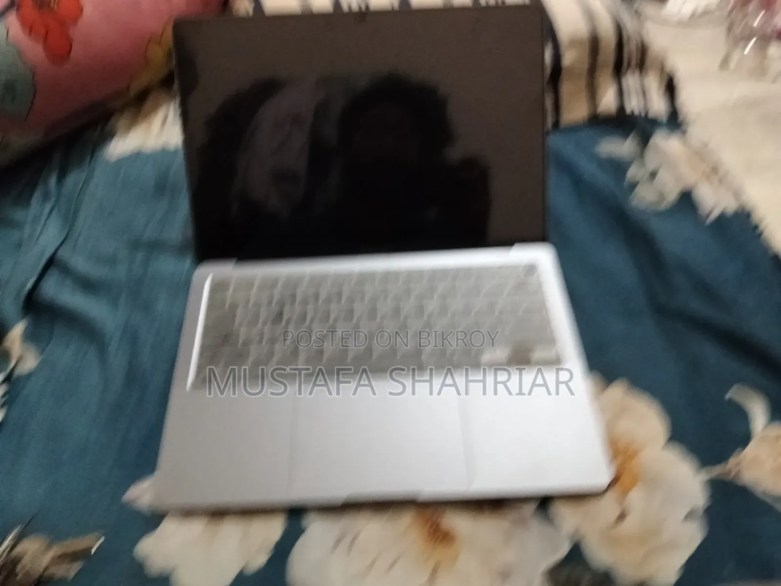 ল্যাপটপ অ্যাপল ম্যাকবুক এয়ার ২০২০ ৮জিবি অ্যাপল এম১ এসএসডি ২৫৬জিবি