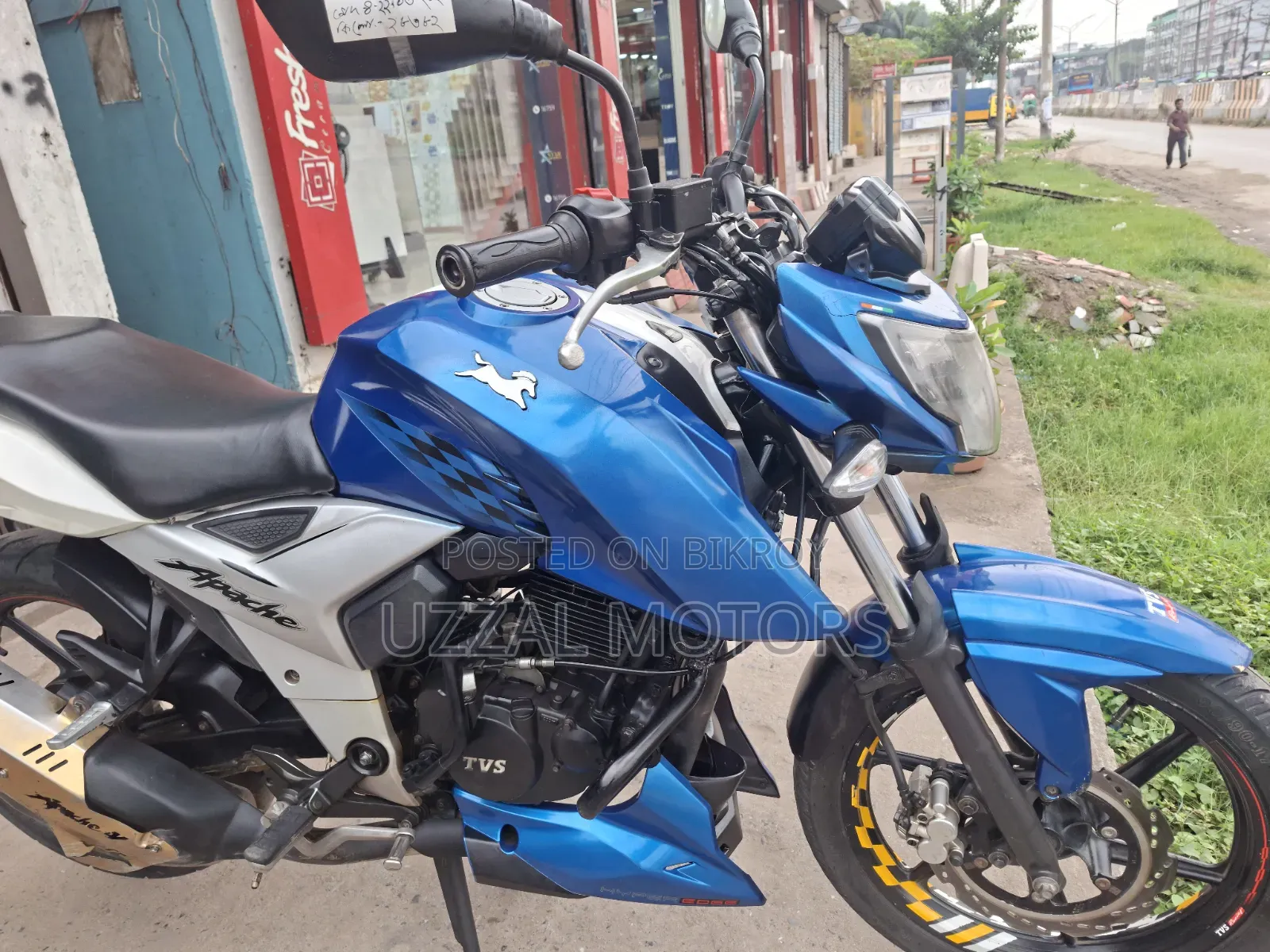TVS Apache 160 4V 2021 Blue