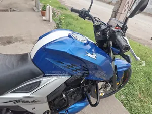 TVS Apache 160 4V 2021 Blue