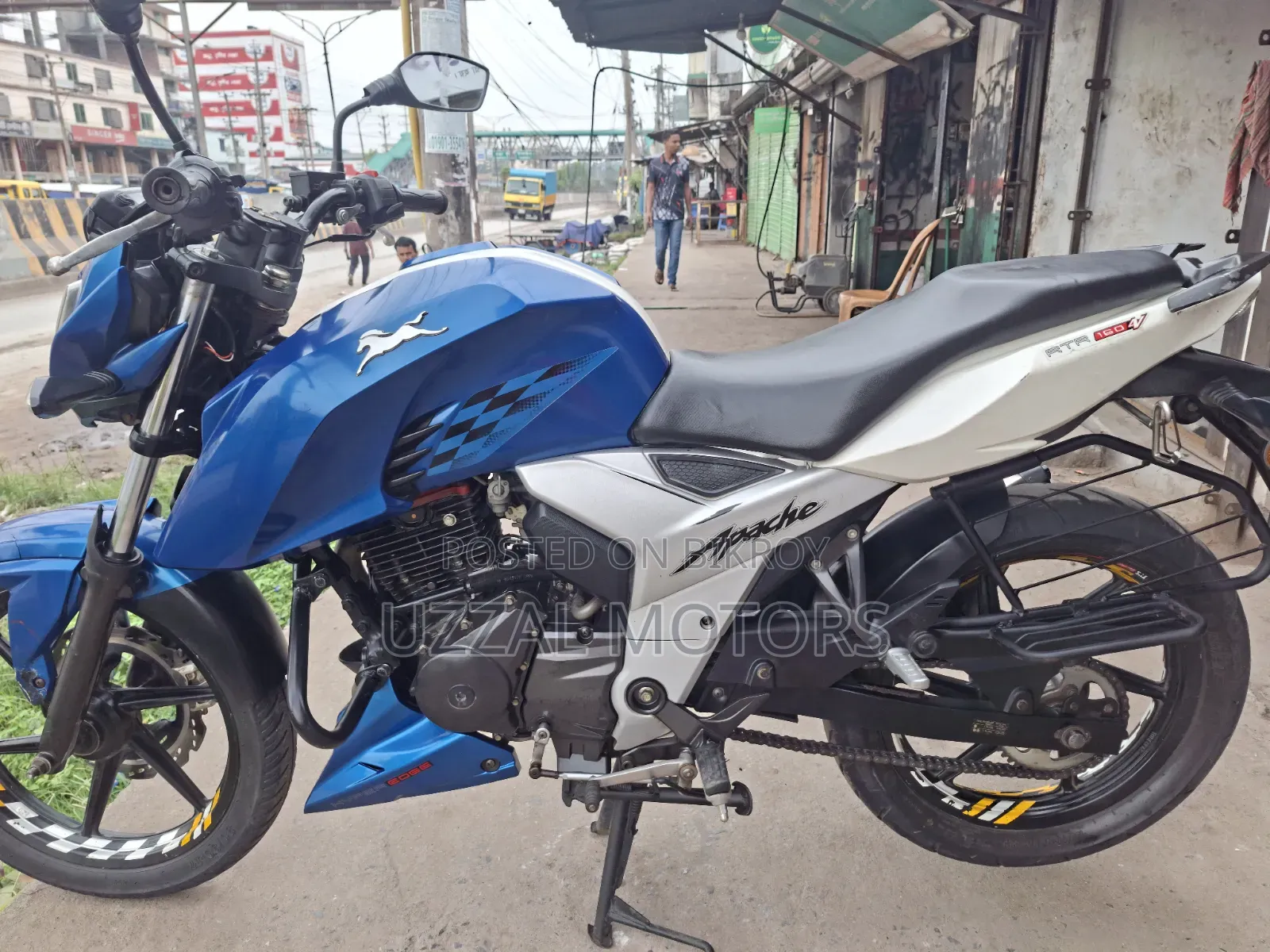 TVS Apache 160 4V 2021 Blue