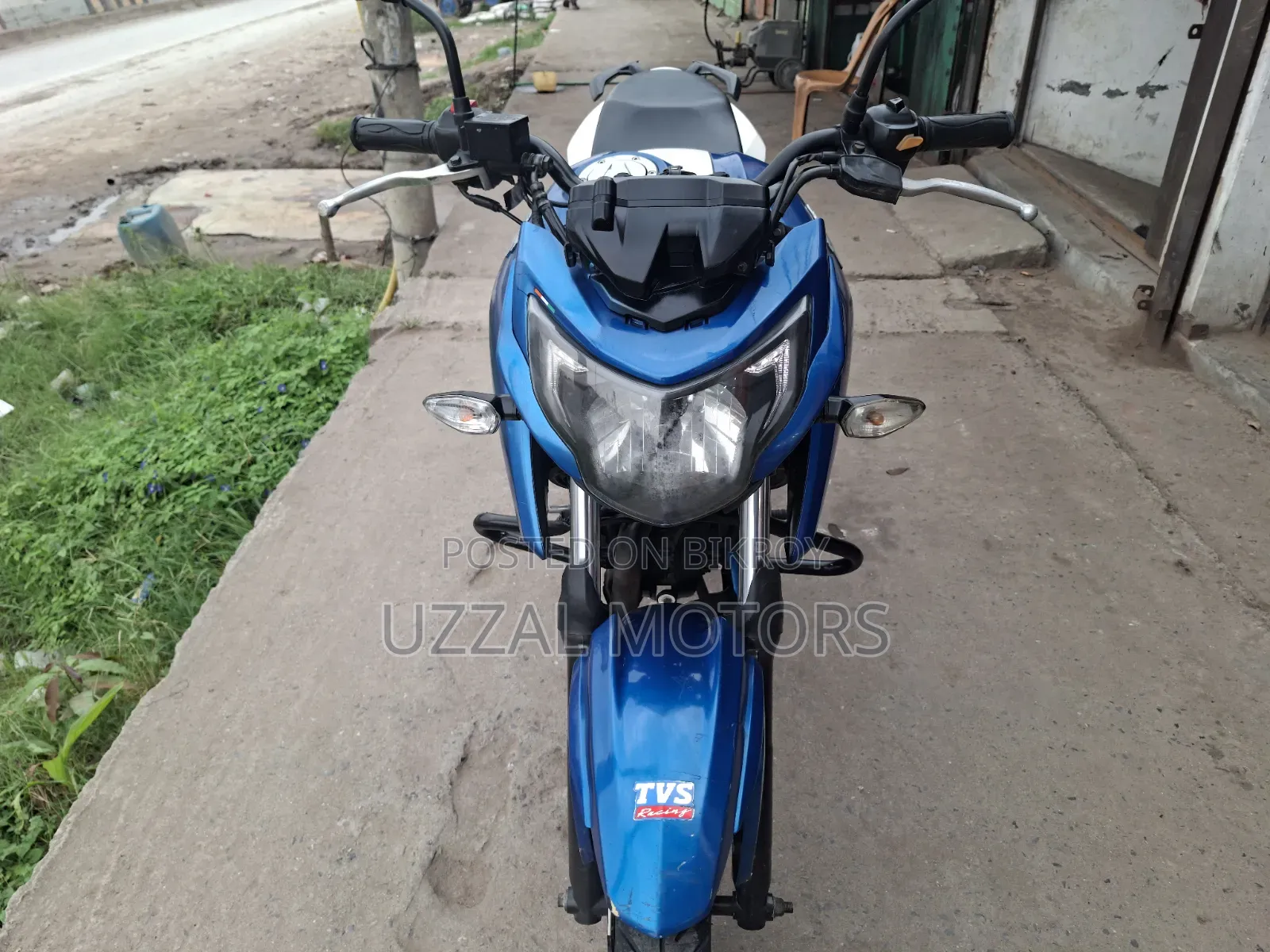 TVS Apache 160 4V 2021 Blue