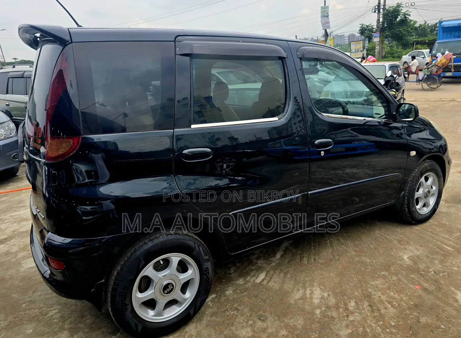 Toyota Fun Cargo 2004 Blue