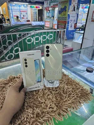 স্যামসাং গ্যালাক্সি এ১৬ ৫জি ১২৮ জিবি গোল্ড