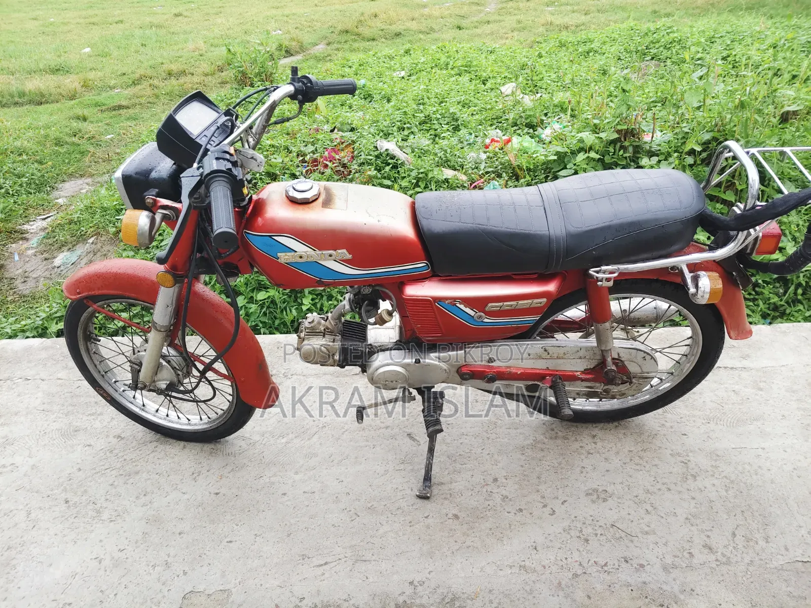 Honda 2010 Red