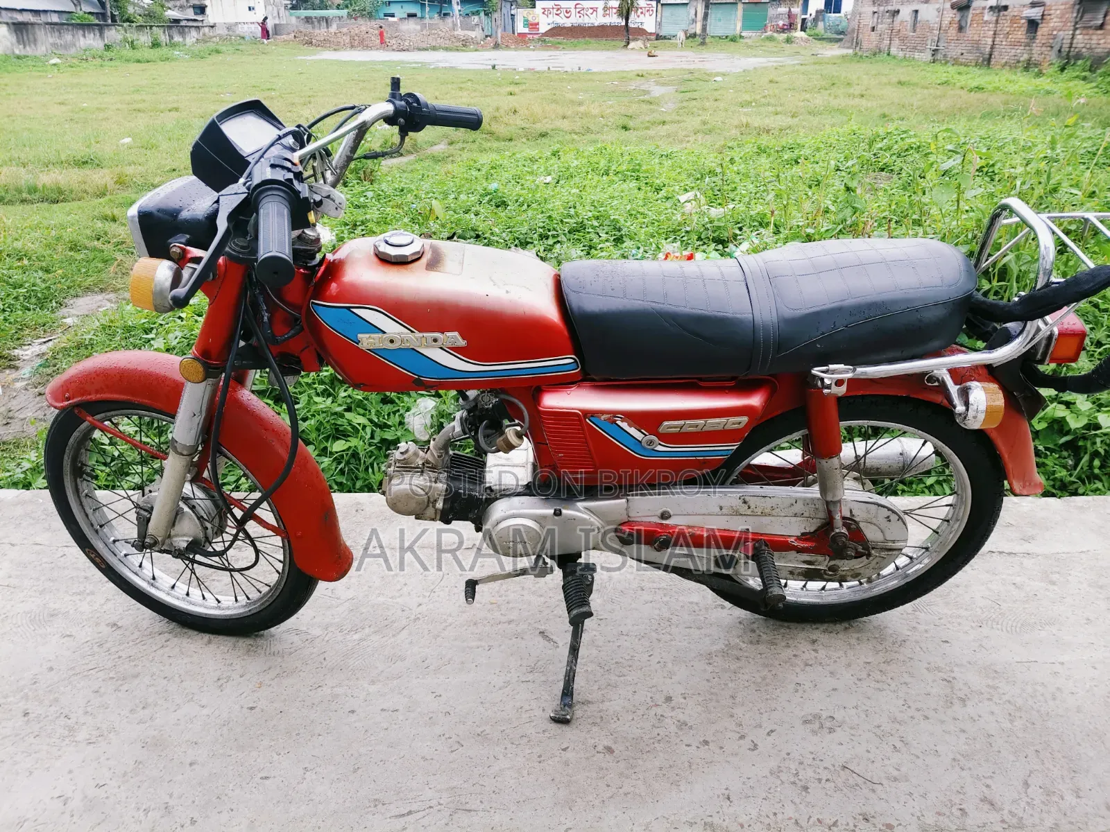 Honda 2010 Red