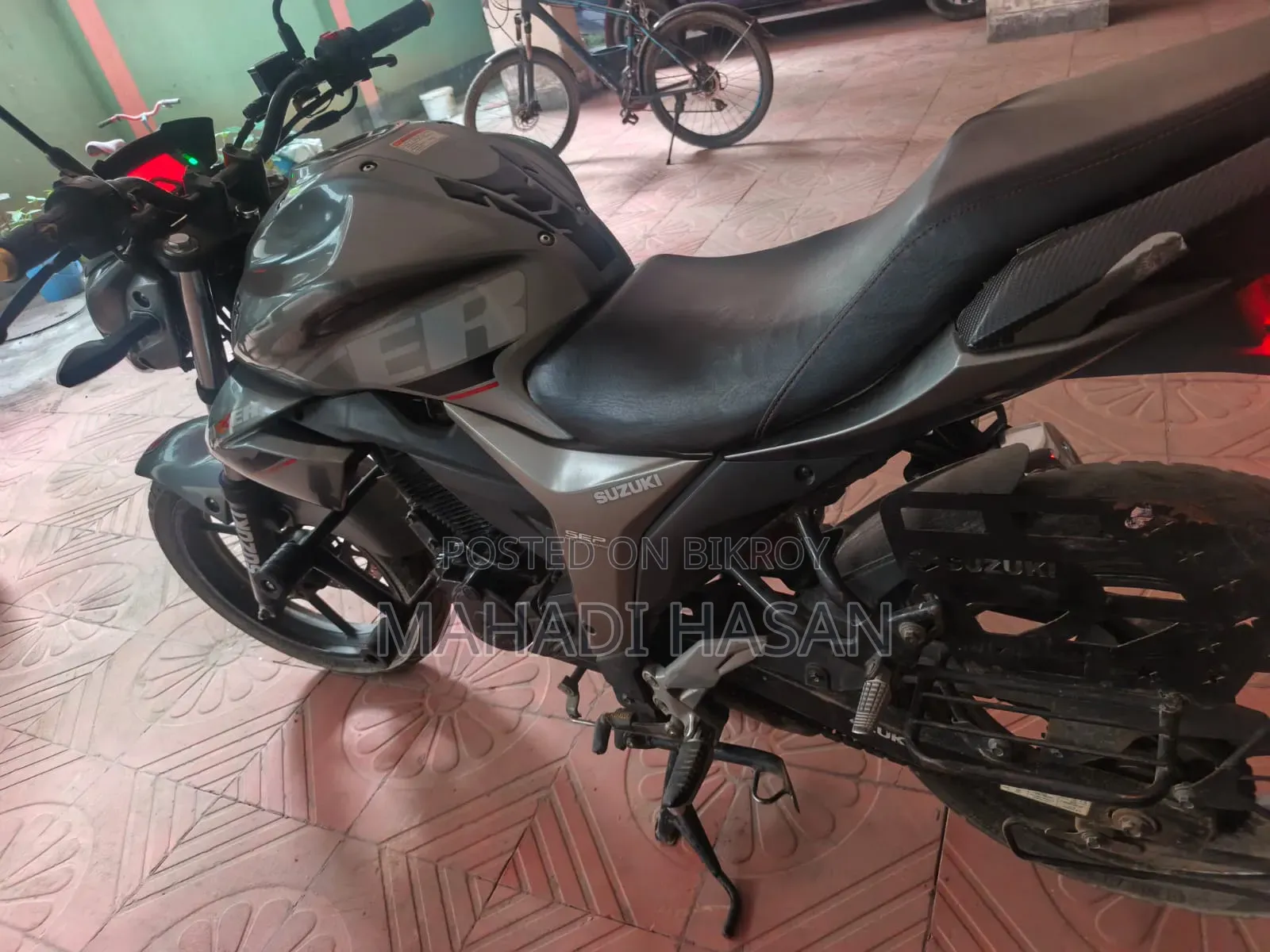Suzuki Gixxer 2021 Gray