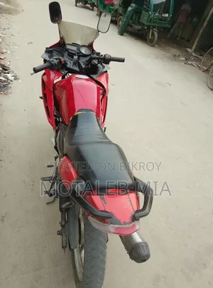 TVS Apache RTR 160 2V 2013 Red