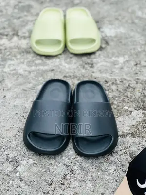 প্রিমিয়াম স্লাইড
