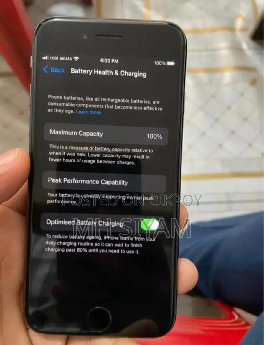 অ্যাপল আইফোন ৮ ৬৪ জিবি ব্ল্যাক