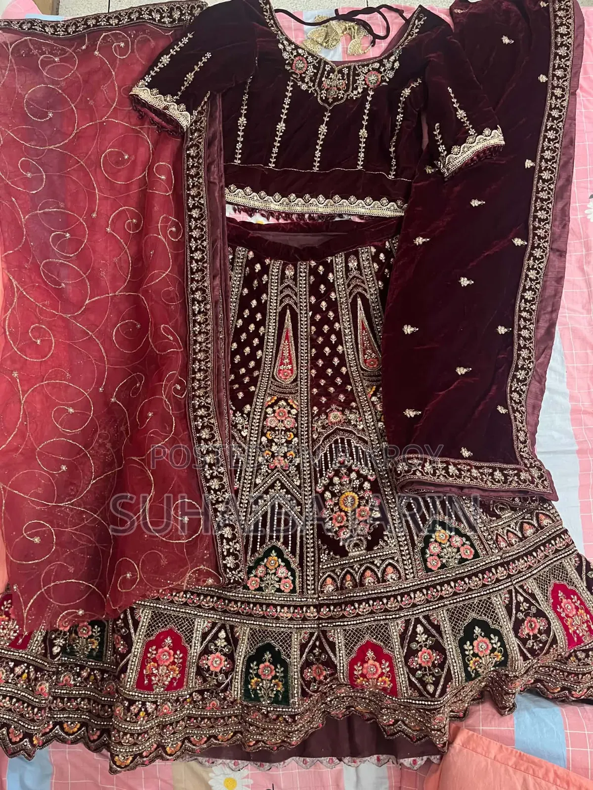ব্রাইডাল লেহেঙ্গা