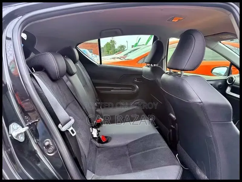Toyota Aqua 2017 Black