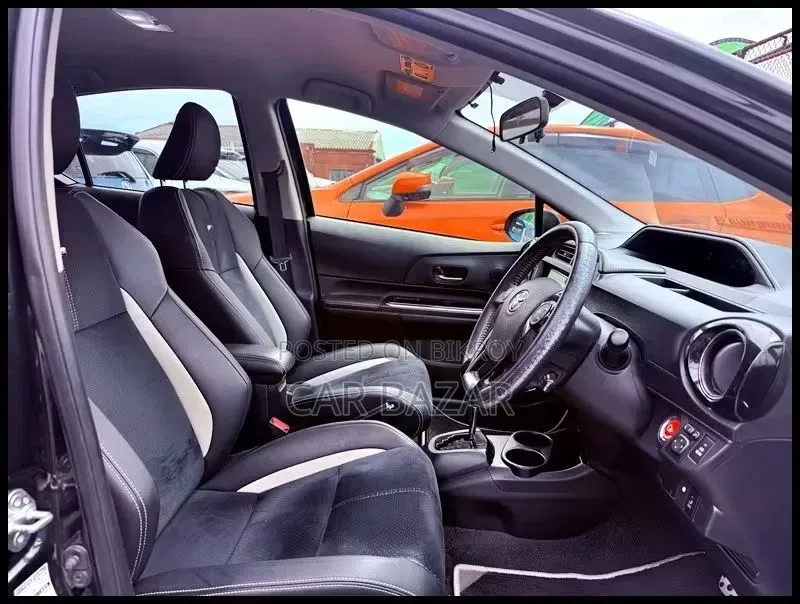 Toyota Aqua 2017 Black