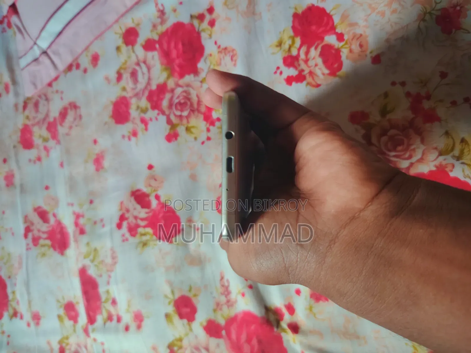 Samsung Galaxy J7 16 GB Gold