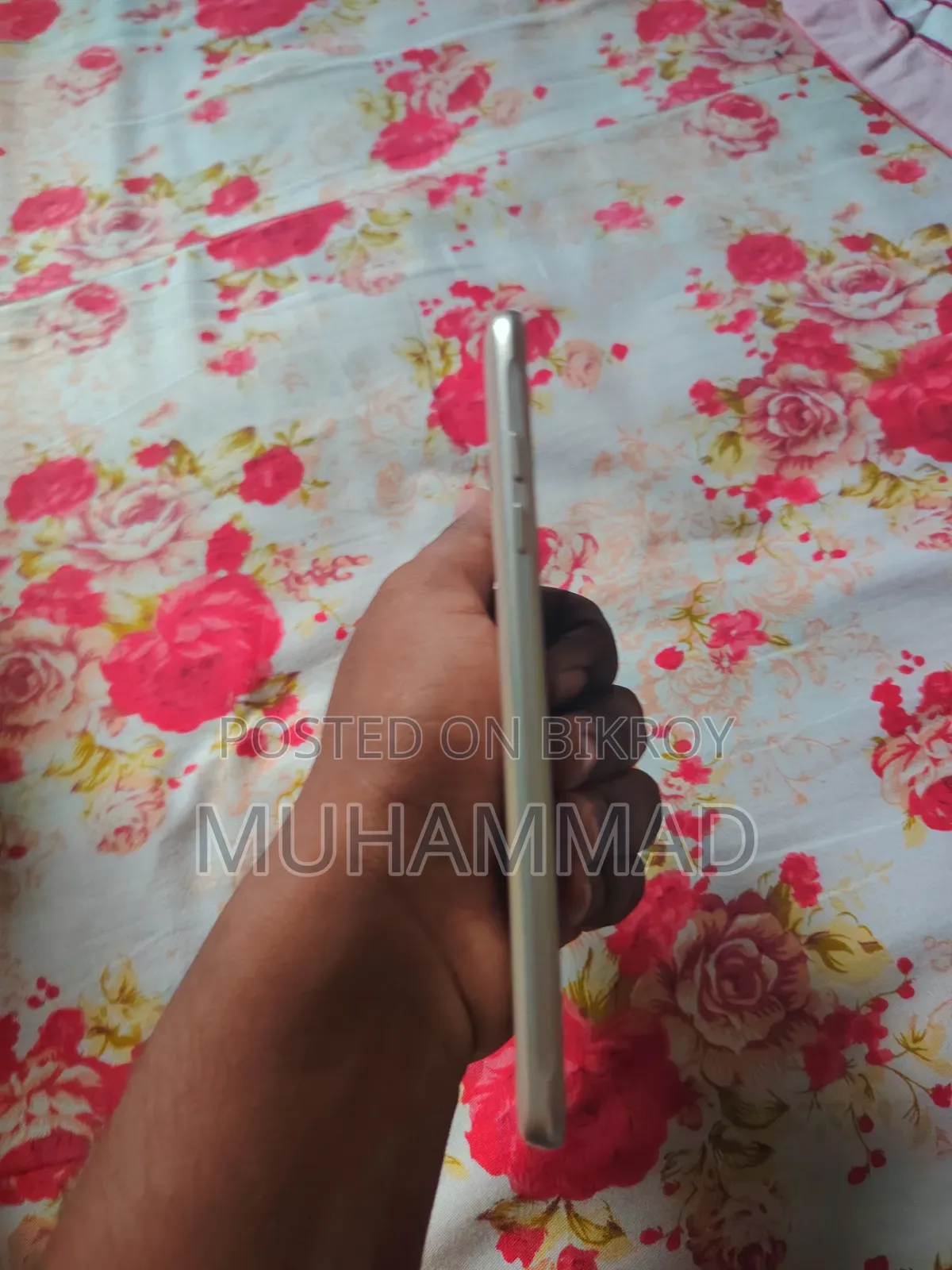 Samsung Galaxy J7 16 GB Gold