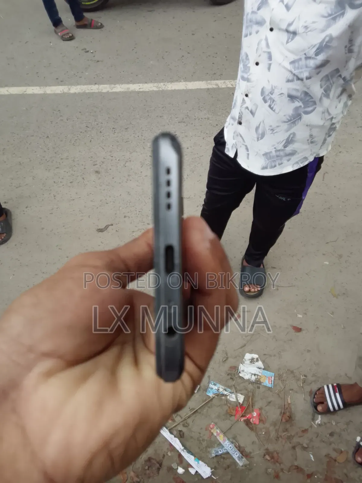ওপ্পো ৪জেড ৫জি ১২৮ জিবি ব্ল্যাক
