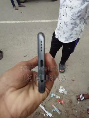 ওপ্পো ৪জেড ৫জি ১২৮ জিবি ব্ল্যাক