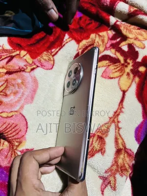 ওয়ানপ্লাস ১২আর ২৫৬ জিবি গোল্ড
