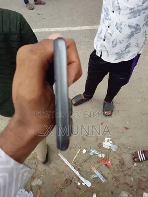 ওপ্পো ৪জেড ৫জি ১২৮ জিবি ব্ল্যাক
