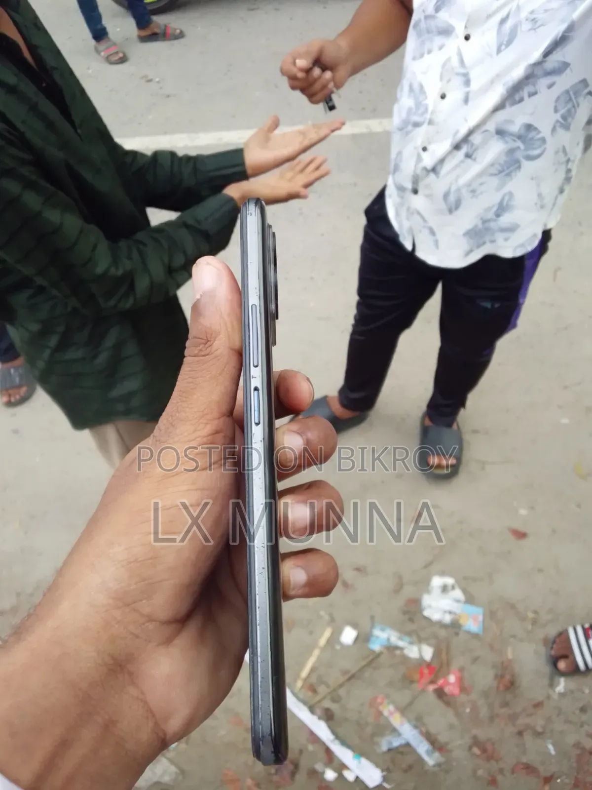 ওপ্পো ৪জেড ৫জি ১২৮ জিবি ব্ল্যাক