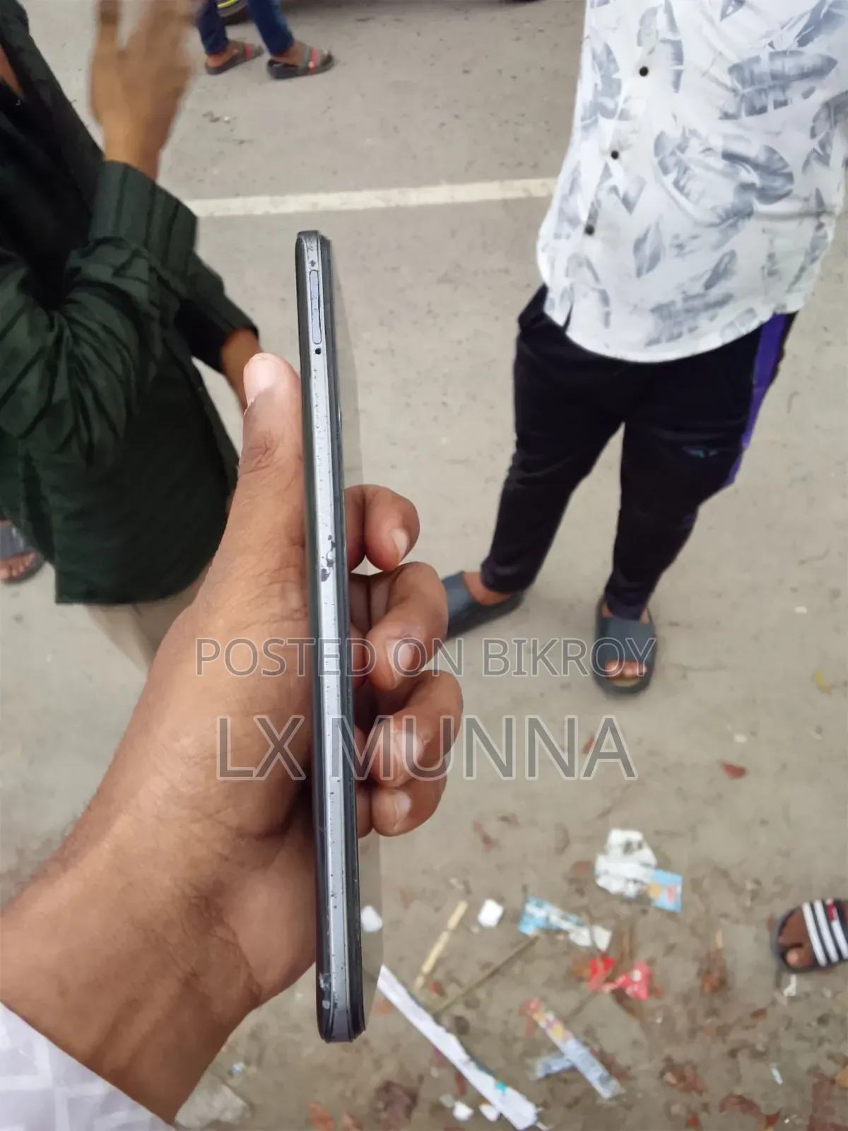 ওপ্পো ৪জেড ৫জি ১২৮ জিবি ব্ল্যাক