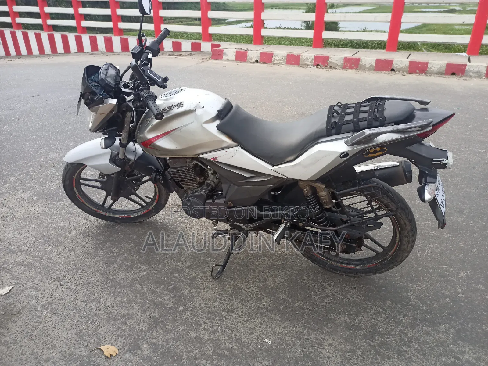 হিরো এক্সট্রিম ১৬০আর ২০১৪ সিলভার