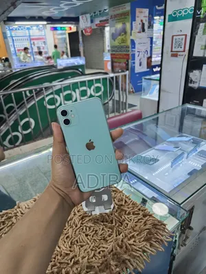 Apple iPhone 11 64 GB Green