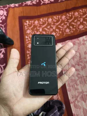 প্রোটন ব্ল্যাক