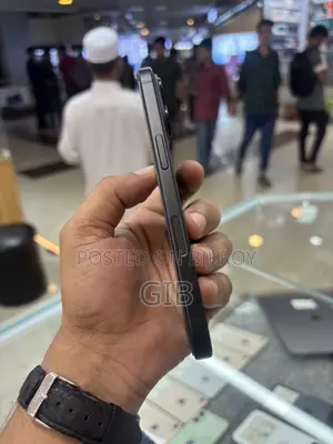 Apple iPhone 16 128 GB Black
