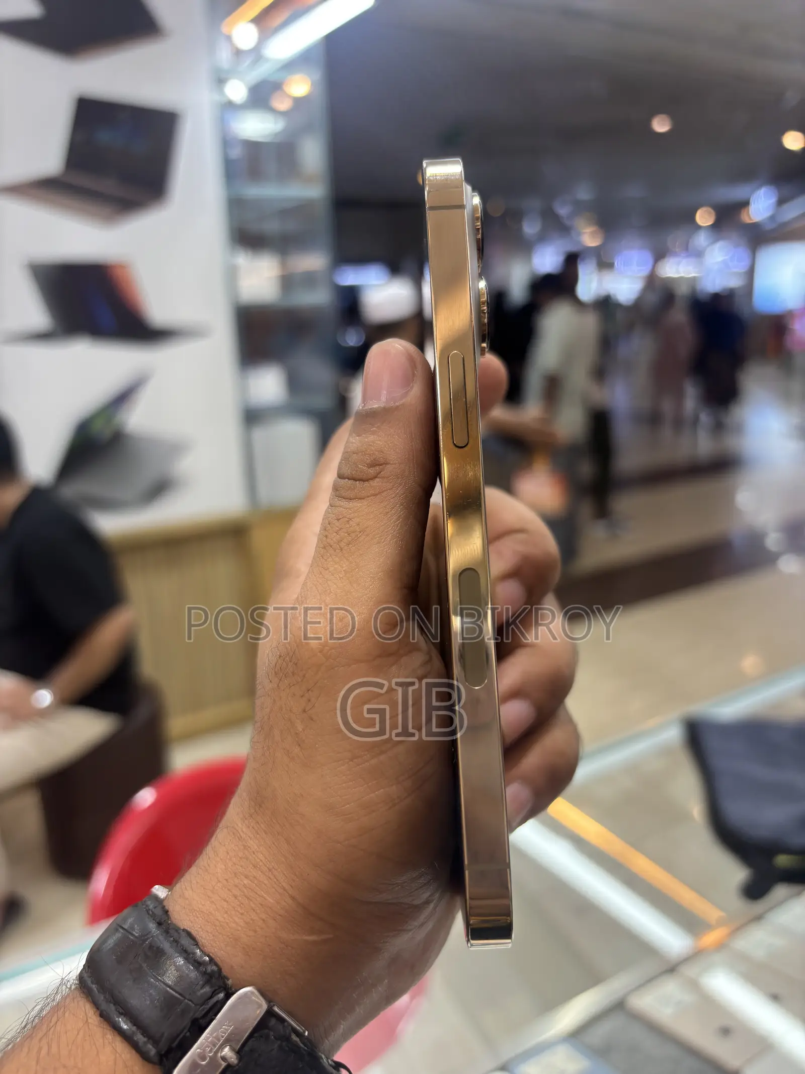 অ্যাপল আইফোন ১৩ প্রো ১২৮ জিবি গোল্ড