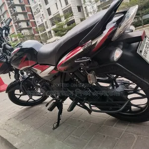 Bajaj Discover 125 2021 Red