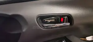 টয়োটা প্রিউস ফোর ২০১৭ বেইজ