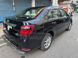Toyota Axio 1.5 Hybrid G 2-Wheel Drive 2015 Black