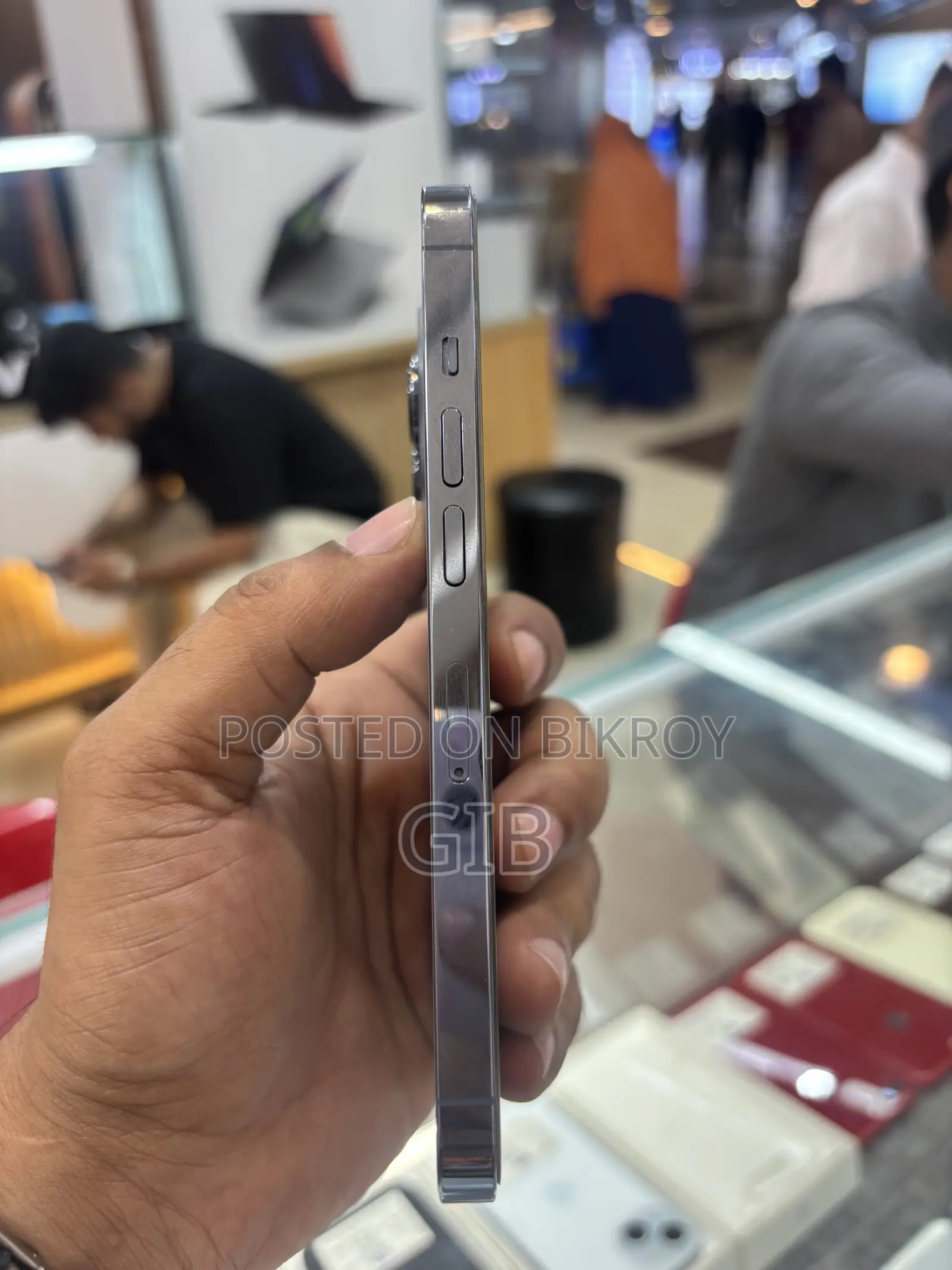 অ্যাপল আইফোন ১৩ প্রো ৫১২ জিবি ব্লু