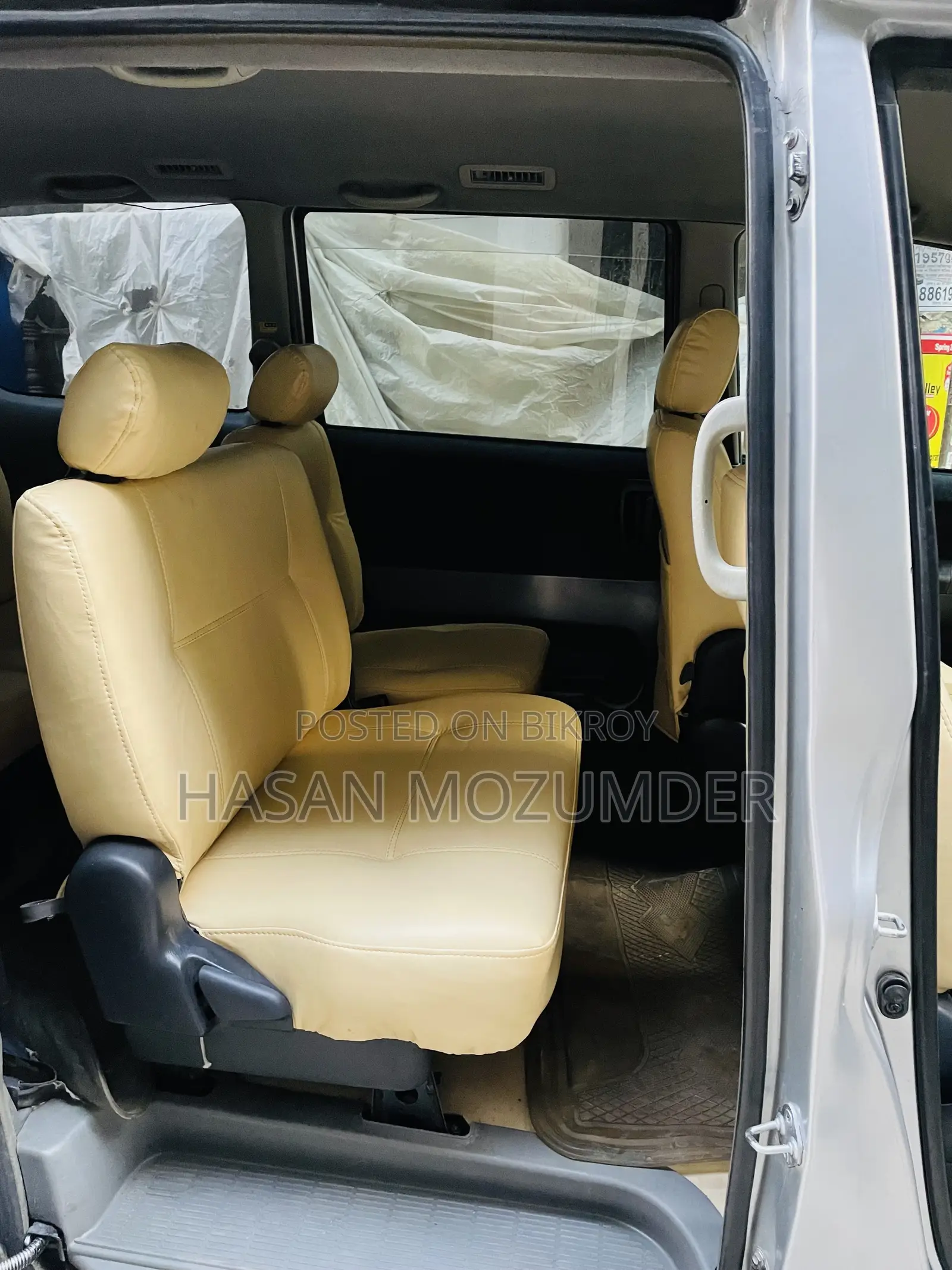 Toyota Noah 2004 Silver