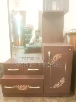Regal Dressing Table