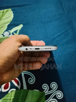 ওপ্পো এ৫ ১২৮ জিবি সাদা