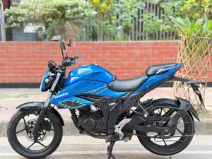 Suzuki Gixxer 2022 Black