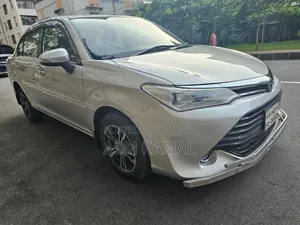 টয়োটা এক্সিও ২০১৬ সিলভার