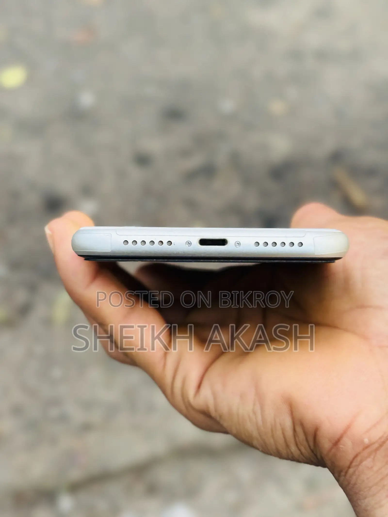 অ্যাপল আইফোন ১১ ১২৮ জিবি সাদা