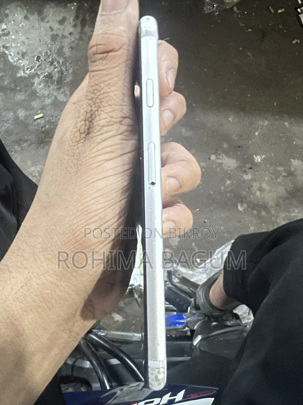 Apple iPhone 6s 64 GB White