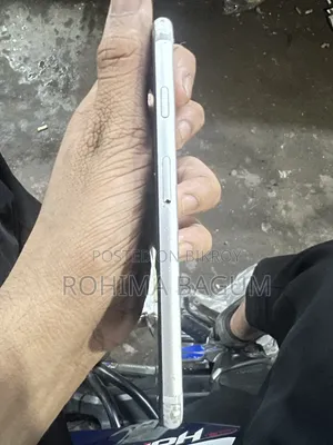 Apple iPhone 6s 64 GB White