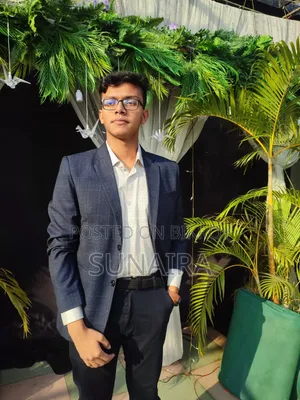 অভিজ্ঞতার সাথে যত্নসহকারে ১ম–৫ম শ্রেণির শিক্ষার্থীদের পড়াতে আগ্রহী
